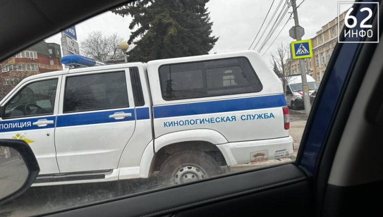 3 февраля на улице Радищева заметили машины экстренных служб