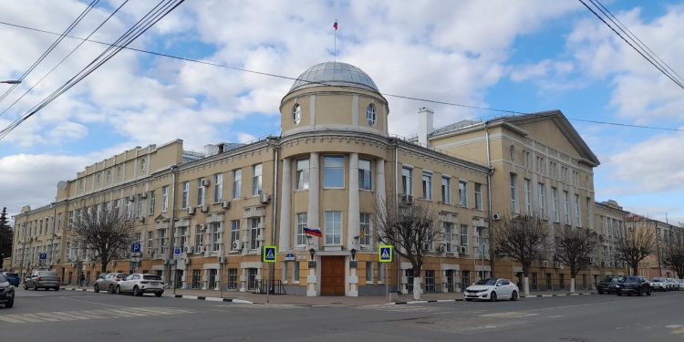 На фасаде рязанской школе №53 появится памятная доска погибшему на СВО Турбаеву