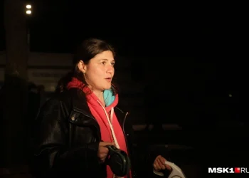 Беспилотник ударил в жилой дом в Москве
