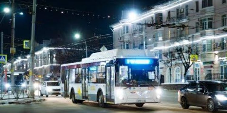 Рязанка пожаловалась на невозможность уехать из центра города в субботу вечером