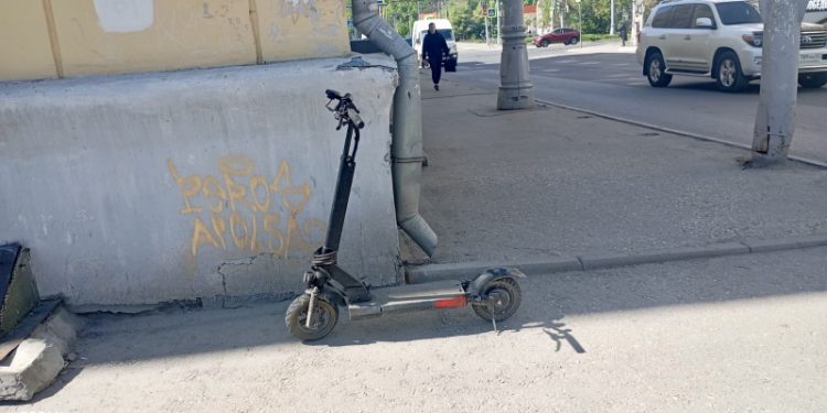 В ДТП на улице Новой пострадал 16-летний подросток на электросамокате