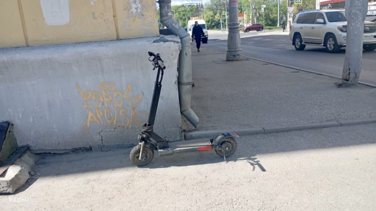 В ДТП на улице Новой пострадал 16-летний подросток на электросамокате