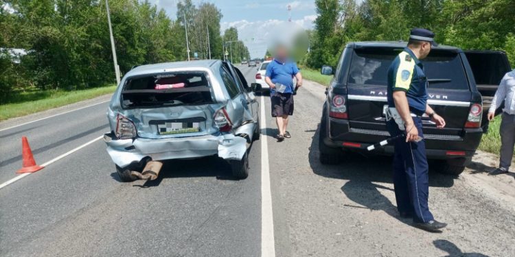 В ДТП в Захаровском районе пострадали два водителя