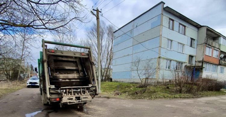 В Спасском районе под колеса грузовика угодила 72-летняя женщина