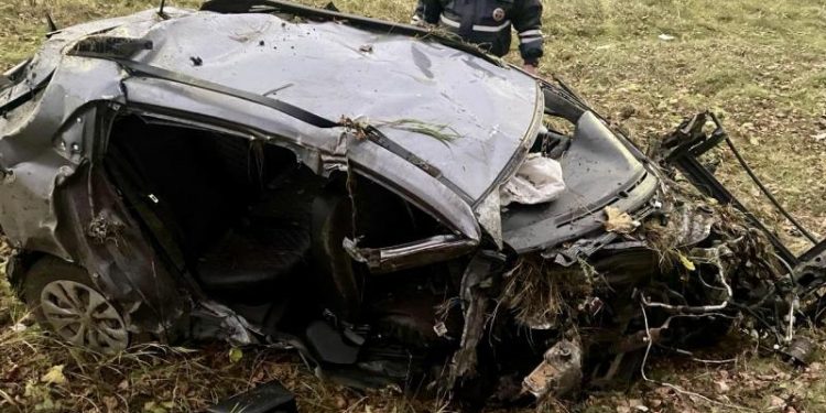 В ДТП в Спасском районе 32-летний водитель врезался в столб и погиб