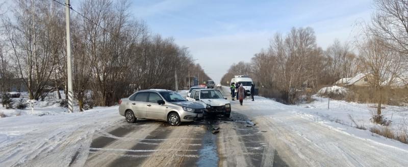 В ДТП в Скопинском районе пострадали трое детей