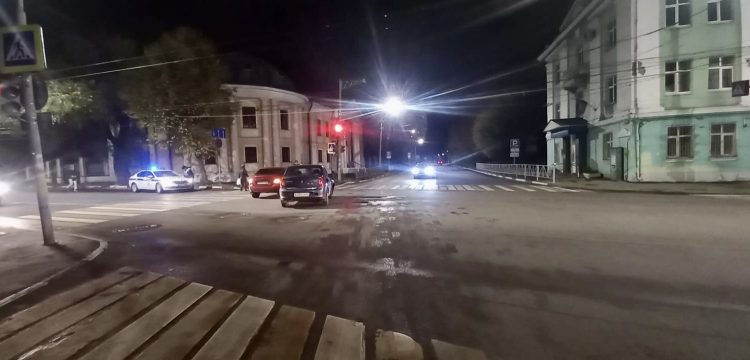 В ДТП на улице Маяковского пострадали два водителя и 4-летняя девочка В ДТП на улице Маяковского пострадали два водителя и 4-летняя девочка