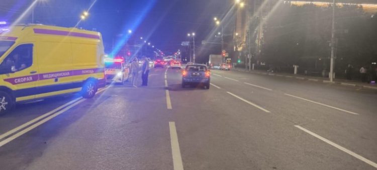В центре Рязани 74-летняя женщина угодила под колеса автомобиля
