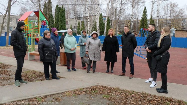 В рязанском сквере Мехзавода прошла приемка третьего этапа благоустройства