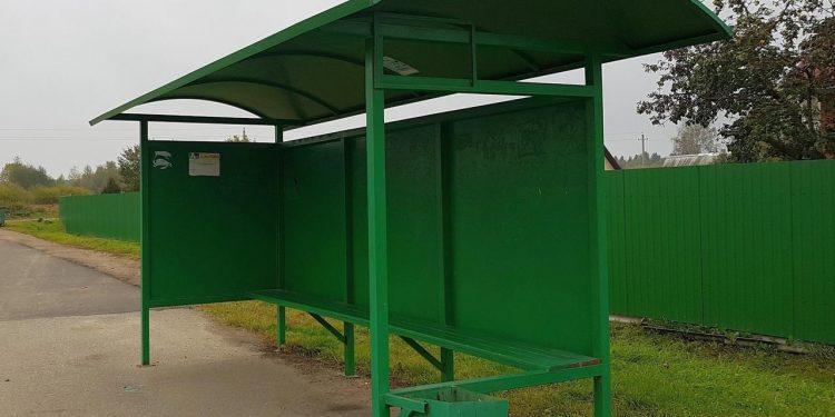 После жалоб рязанцев остановочный павильон в Кальном покрасят