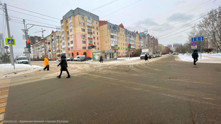На улице Кальной прошла приемка нового светофора