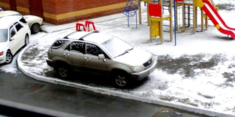 С начала 2023 года за парковку в зеленой зоне оштрафовали 5214 рязанских водителей С начала 2023 года за парковку в зеленой зоне оштрафовали 5214 рязанских водителей