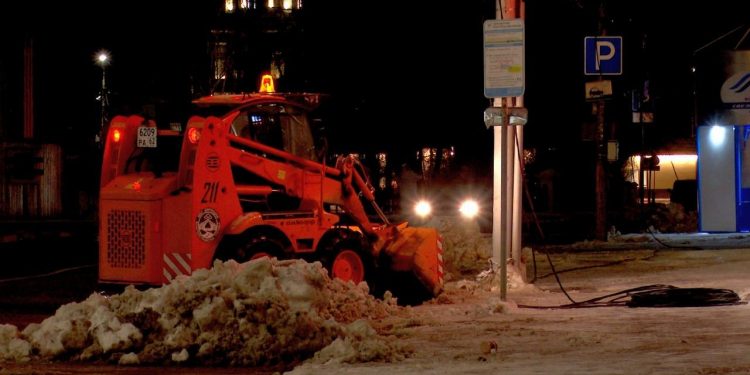 Мэрия Рязани поделилась списком рязанских улиц, в которых в ночь на 2 декабря вывезут снег