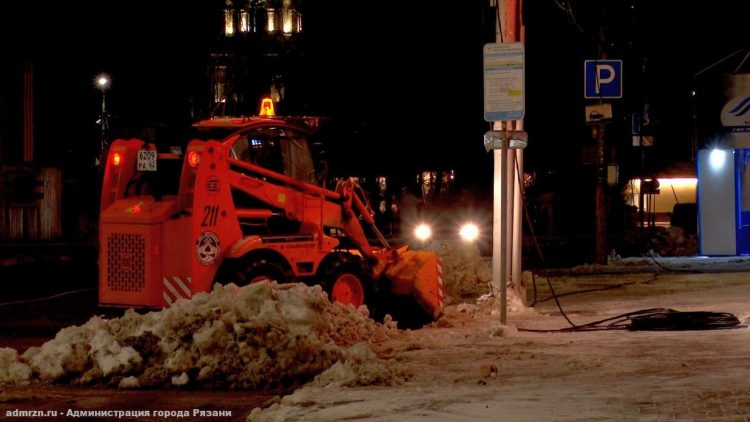 Мэрия Рязани поделилась списком рязанских улиц, в которых в ночь на 2 декабря вывезут снег
