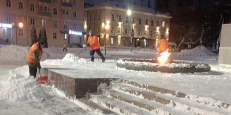 В ночь на 5 декабря на рязанских улицах работало более 100 единиц спецтехники