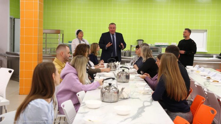 МП "Детское питание" представило рязанцам обновленное школьное меню