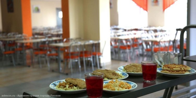 Стоимость питания в школьных столовых Рязани возрастет с 1 января
