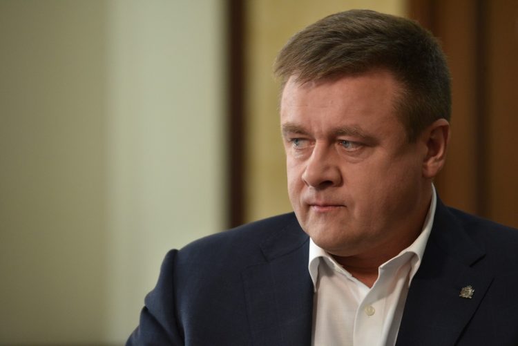 "ВидСбоку": в уголовном деле по закупке коммунальной техники фигурирует бывший губернатор Рязанского региона Любимов