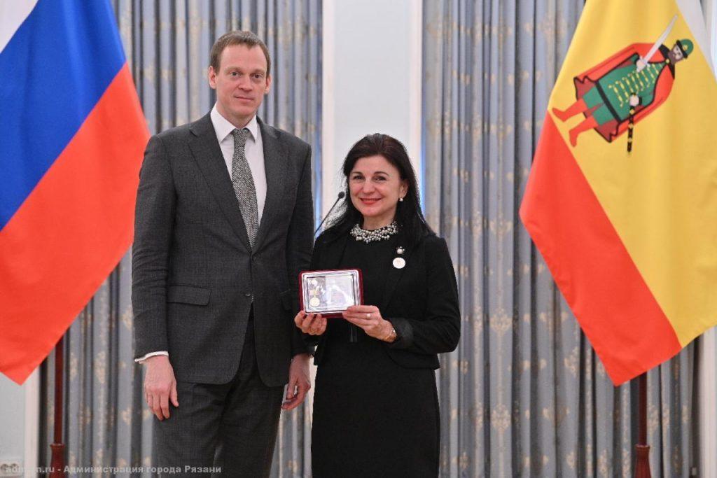 Малков вручил 50 рязанским волонтерам знак губернатора «Доброволец Рязанской области»