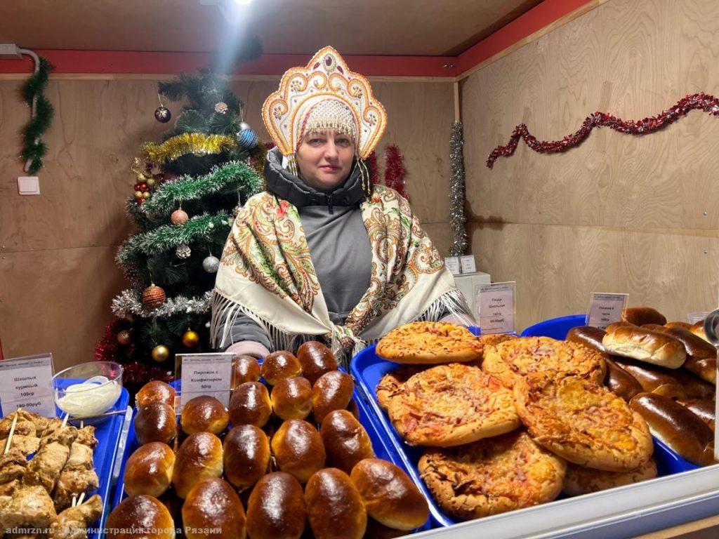 С 23 декабря на рязанском Лыбедском бульваре заработала новогодняя ярмарка