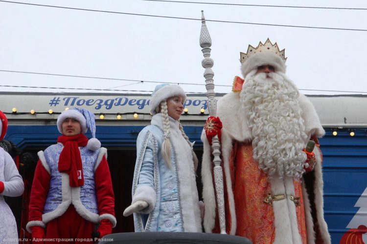 Мэрия Рязани поделилась снимками поезда Деда Мороза