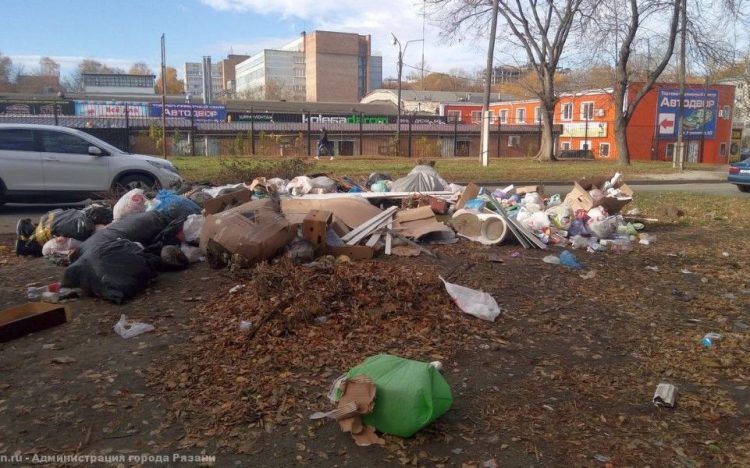 Рязанцу начислили плату в размере 7000 рублей за вывоз мусора
