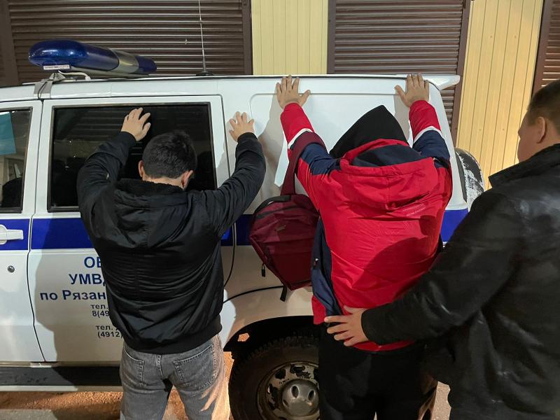 В выходные рязанские полицейские выявили 2527 административных правонарушений