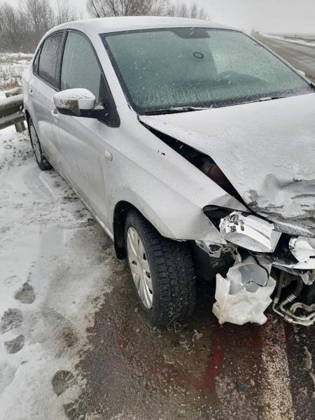 В массовом ДТП со снегоуборщиком в Михайловском районе пострадали три человека