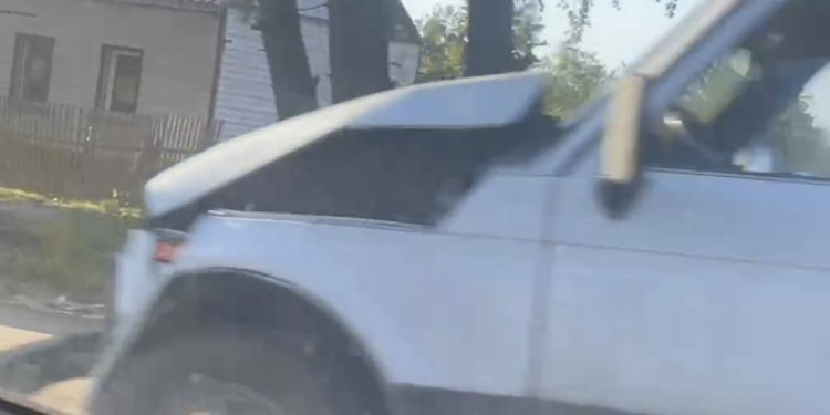 В рязанском Дягилеве столкнулись две легковушки В рязанском Дягилеве столкнулись две легковушки