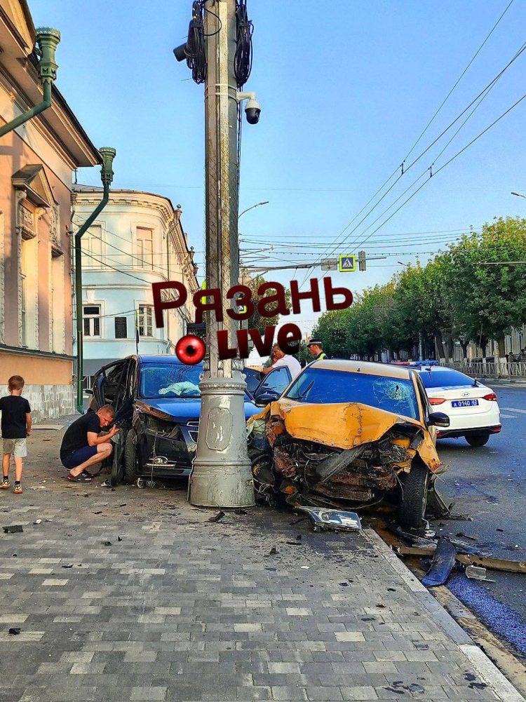 В центре Рязани произошло жёсткое ДТП