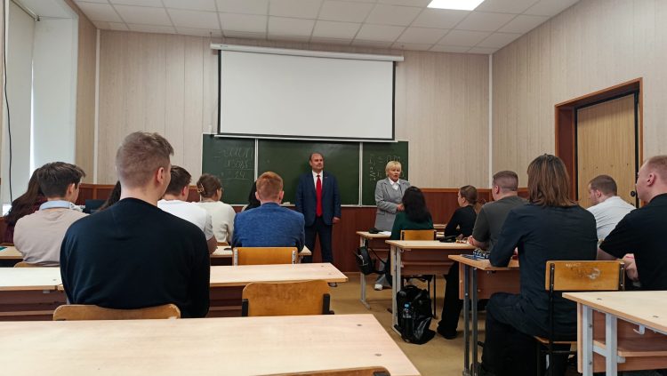 Депутат облдумы Денис Сидоров: Ставьте цели и добивайтесь их!