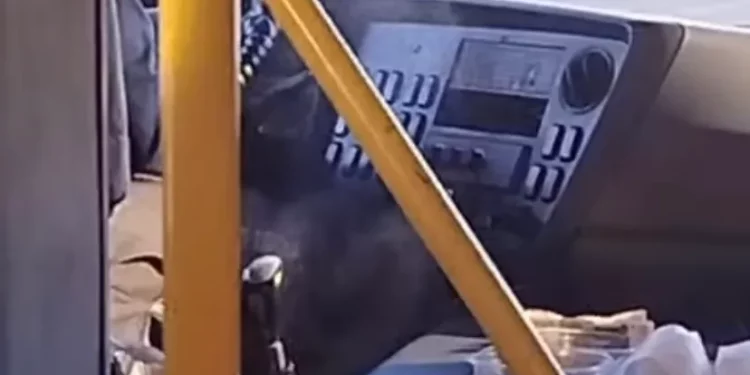 В салоне рязанской маршрутки №47 произошло задымление