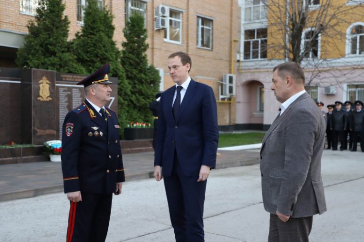 Губернатор Малков поздравил сотрудников рязанского УМВД с профессиональным праздником