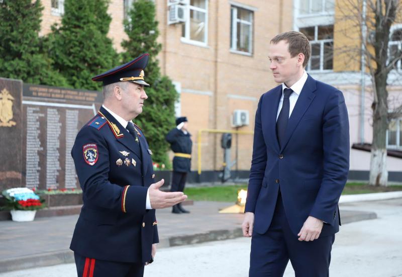 Губернатор Малков поздравил сотрудников рязанского УМВД с профессиональным праздником