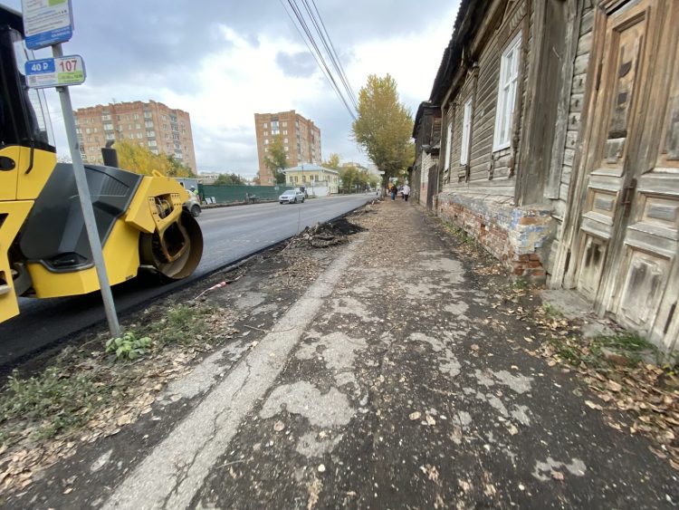 На улице Введенской в Рязани проходит дорожный ремонт