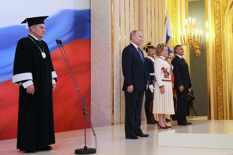 Сегодня Владимир Путин в шестой раз стал Президентом РФ до 2030 года