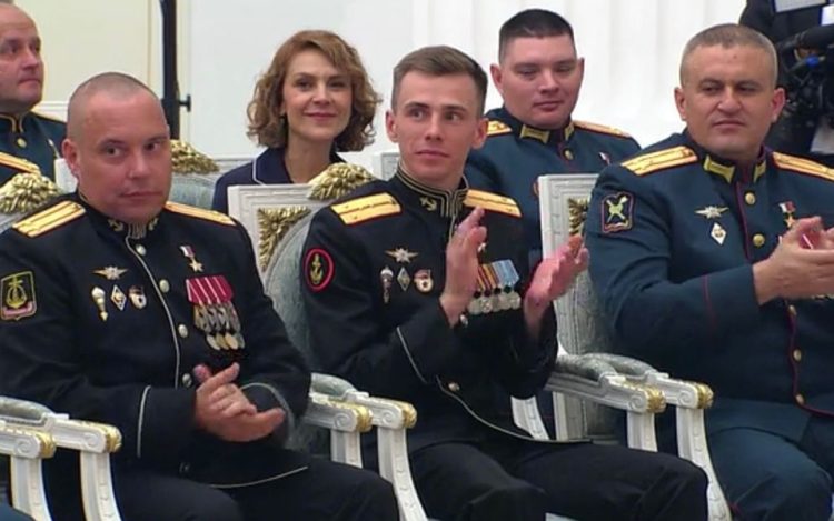 Герой России из Рязани встретился с Президентом страны