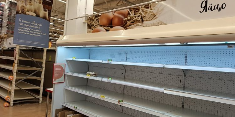 В рязанском супермаркете «Ашан» из продажи исчезли куриные яйца