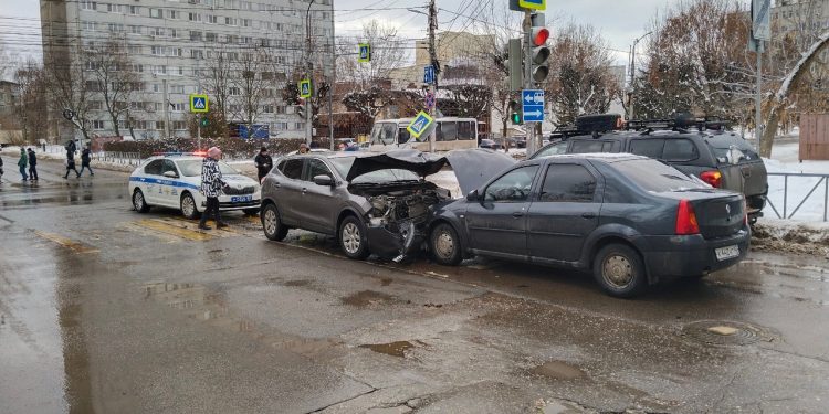 Рязанец ищет очевидцев ДТП, которое произошло в центре города