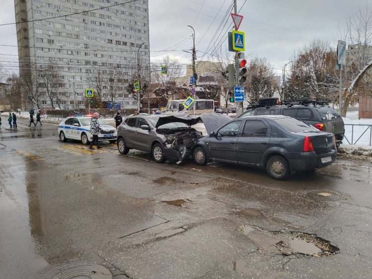 Рязанец ищет очевидцев ДТП, которое произошло в центре города