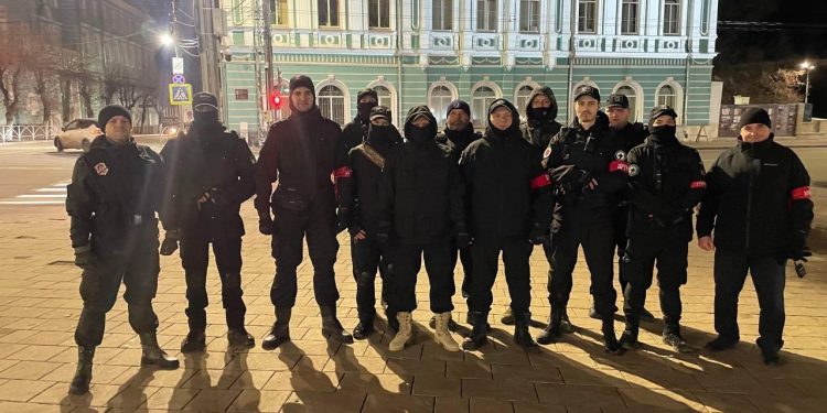 Рязанские дружинники «Русской общины» задержали троих мужчин, открывших стрельбу в центре города