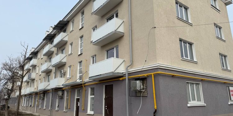 Рязанские подрядчики продолжают восстанавливать дома в Мариуполе и Херсонской области