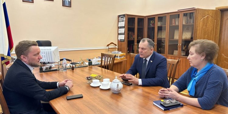 Игорь Мурог встретился с руководством РГУ имени Есенина