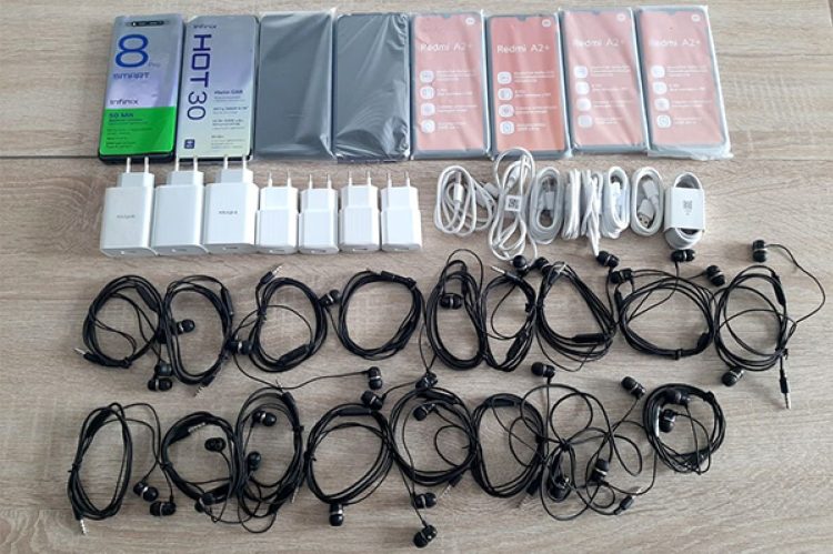 В рязанскую ИК-5 пытались передать пять мобильников