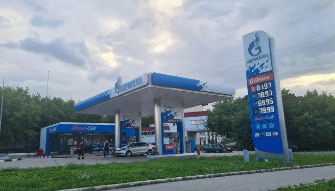 Актуальная карта подскажет рязанцам, где заправиться без очередей вечером 20 августа