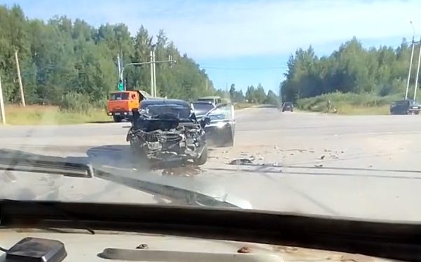 В Касимовском районе легковушка получила в ДТП серьезные повреждения