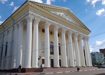 Рязанский театр драмы подал иск на подрядчика за дефекты в работах по реставрации здания