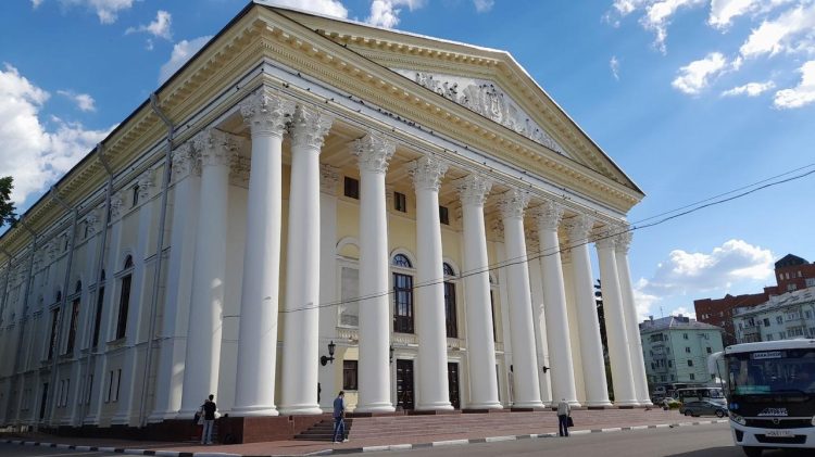 Рязанский театр драмы подал иск на подрядчика за дефекты в работах по реставрации здания