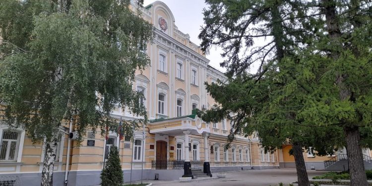 В РГУ имени Есенина представили альбом о династии Срезневских