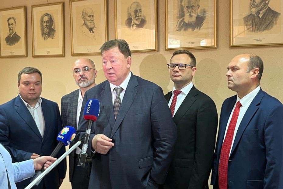 Зампредседателя ЦК КПРФ Владимир Кашин обсудил развитие АПК со студентами рязанского вуза
